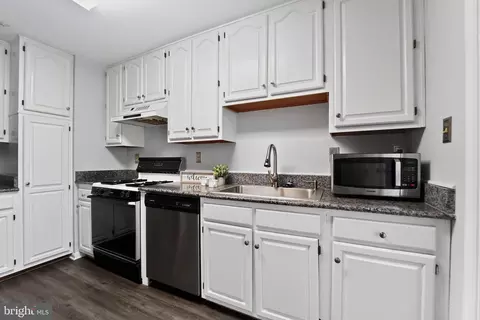 18526 Clovercrest Cir, Olney, MD 20832 photo 10