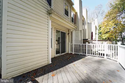 18526 Clovercrest Cir, Olney, MD 20832 photo 13