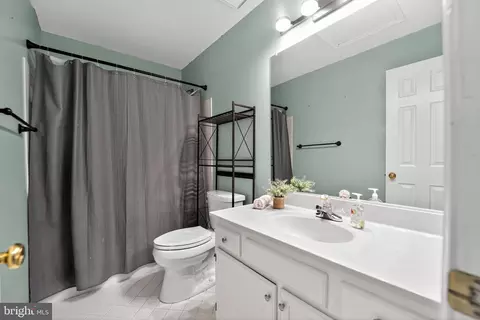 18526 Clovercrest Cir, Olney, MD 20832 photo 23