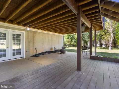 Exterior - 15533 Thompson Rd, Silver Spring, MD 20905 photo 11 of 18