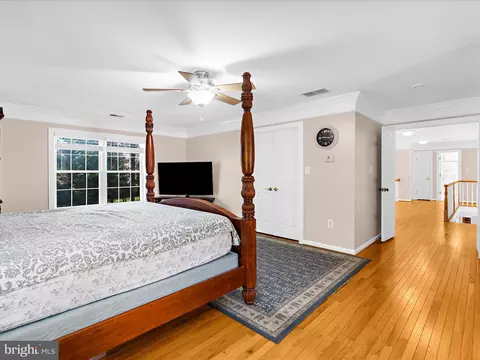 Bedroom - 15533 Thompson Rd, Silver Spring, MD 20905 photo 11 of 13