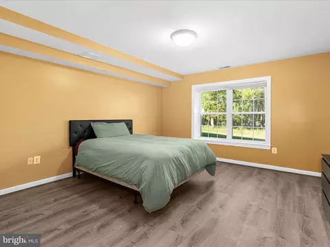 Bedroom - 15533 Thompson Rd, Silver Spring, MD 20905 photo 3 of 13