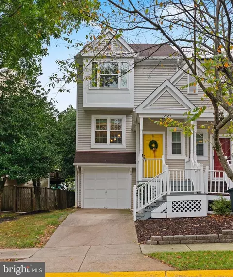 12124 Skip Jack Dr, Germantown, MD 20874