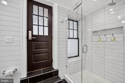 2701 Hume Dr #900, Silver Spring, MD 20910 photo 19