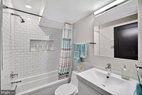 2701 Hume Dr #900, Silver Spring, MD 20910 photo 23