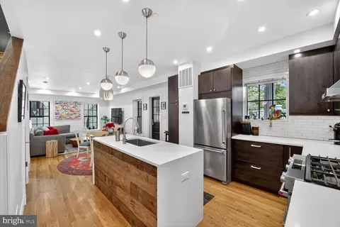 2701 Hume Dr #900, Silver Spring, MD 20910 photo 7