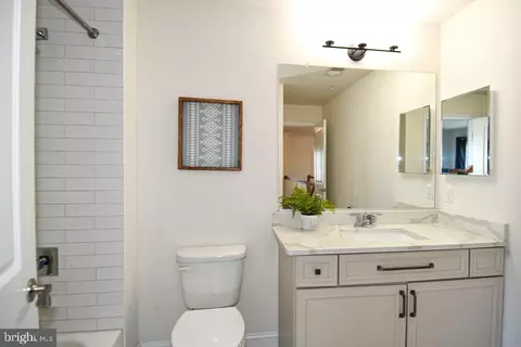 Bath - 2013 Conley Ct, Silver Spring, MD 20904 photo 4 of 5
