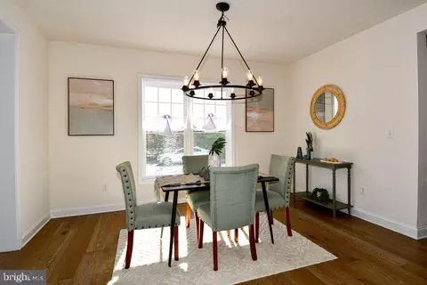 Dining - 2013 Conley Ct, Silver Spring, MD 20904 photo 3 of 4