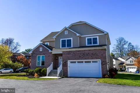 Exterior - 2013 Conley Ct, Silver Spring, MD 20904 photo 3 of 4