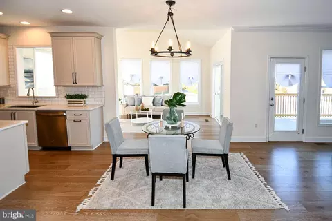 Dining - 2013 Conley Ct, Silver Spring, MD 20904 photo 2 of 4
