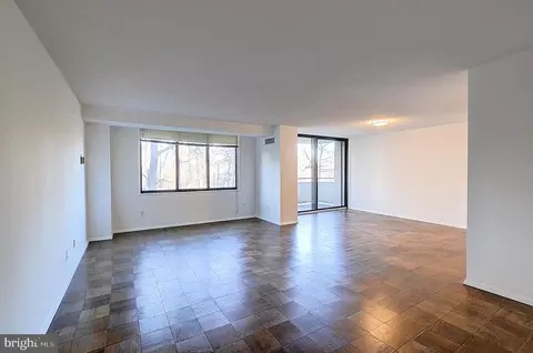 5225 Pooks Hill Rd #324N, Bethesda, MD 20814