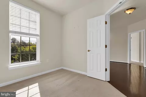 3750 Clara Downey Ave #34, Silver Spring, MD 20906 photo 8