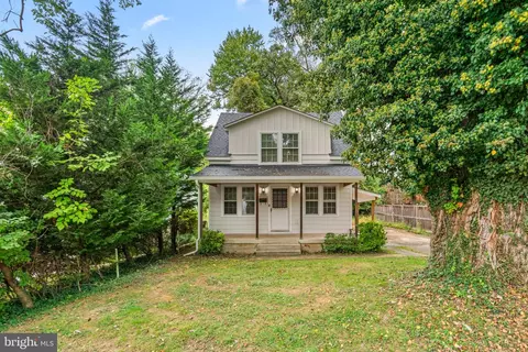 715 Anderson Ave, Rockville, MD 20850