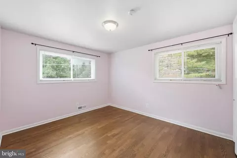 Bedroom - 1920 Bonifant Rd, Silver Spring, MD 20906 photo 5 of 6