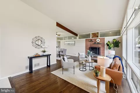 Living - 1920 Bonifant Rd, Silver Spring, MD 20906 photo 4 of 8
