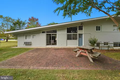 Exterior - 1920 Bonifant Rd, Silver Spring, MD 20906 photo 5 of 8