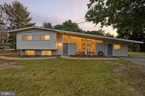 1920 Bonifant Rd, Silver Spring, MD 20906