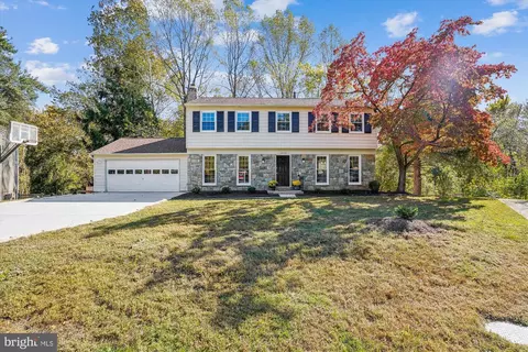 10132 Colebrook Ave, Potomac, MD 20854