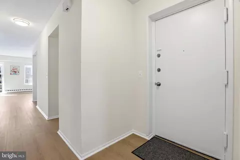 Entry Way - 3500 Forest Edge Dr #15-2F, Silver Spring, MD 20906 photo 2 of 5