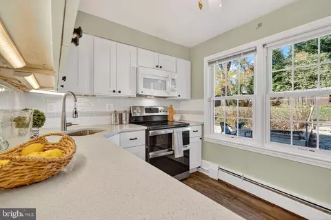 Kitchen - 315 Ladson Rd, Silver Spring, MD 20901 photo 1 of 2