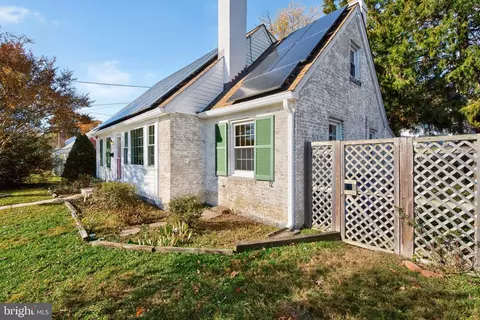 Exterior - 315 Ladson Rd, Silver Spring, MD 20901 photo 3 of 5