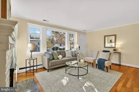 Living - 315 Ladson Rd, Silver Spring, MD 20901 photo 3 of 3