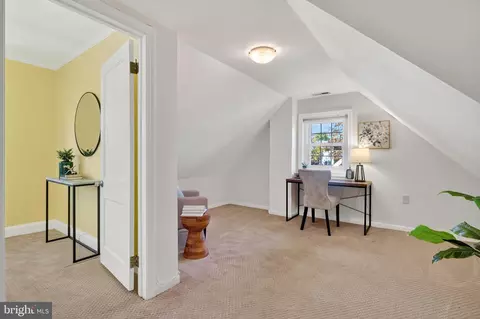 Entry Way - 315 Ladson Rd, Silver Spring, MD 20901 photo 1 of 2