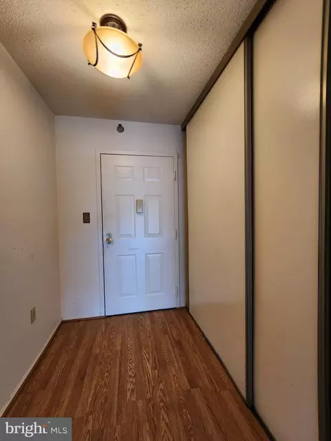15100 Interlachen Dr #4-701, Silver Spring, MD 20906 photo 4