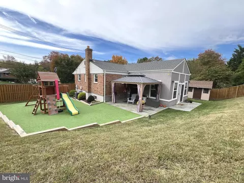 Exterior - 1001 Gabel St, Silver Spring, MD 20901 photo 8 of 9