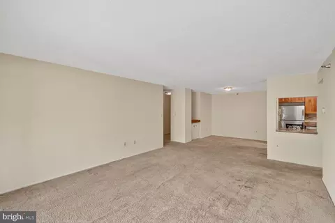 15101 Interlachen Dr #1-123, Silver Spring, MD 20906 photo 6