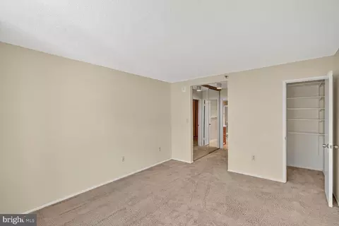 15101 Interlachen Dr #1-123, Silver Spring, MD 20906 photo 12