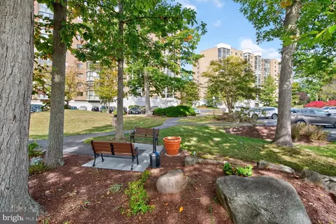 15101 Interlachen Dr #1-123, Silver Spring, MD 20906 photo 25