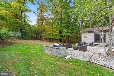 Exterior - 2501 Countryside Dr, Silver Spring, MD 20905 photo 2 of 3