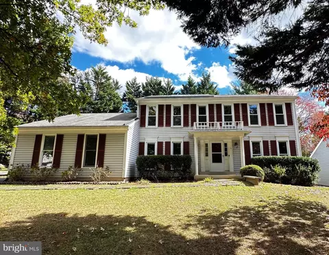 14 Amity Ct, Rockville, MD 20855