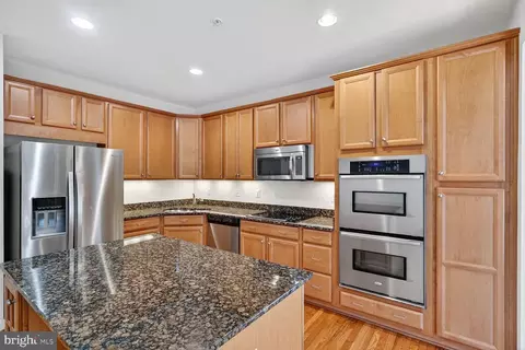 1755 Chiswick Ct, Silver Spring, MD 20904 photo 8