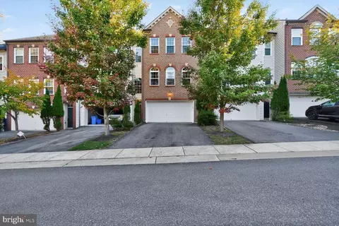 1755 Chiswick Ct, Silver Spring, MD 20904