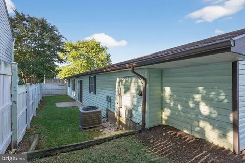 Exterior - 2304 Michigan Ave, Silver Spring, MD 20910 photo 5 of 5