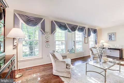 2611 Bainbridge Ln, Silver Spring, MD 20906 photo 5