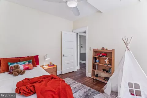 Bedroom - 751 Silver Spring Ave, Silver Spring, MD 20910 photo 6 of 9