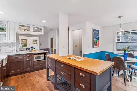 Kitchen - 751 Silver Spring Ave, Silver Spring, MD 20910 photo 4 of 6