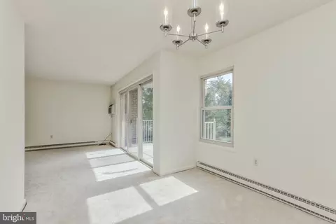 Living - 3320 Chiswick Ct #61-2B, Silver Spring, MD 20906 photo 5 of 6