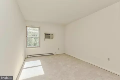 Bedroom - 3320 Chiswick Ct #61-2B, Silver Spring, MD 20906 photo 1 of 3