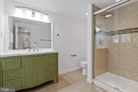 Bath - 2209 Prichard Rd, Silver Spring, MD 20902 photo 1 of 2