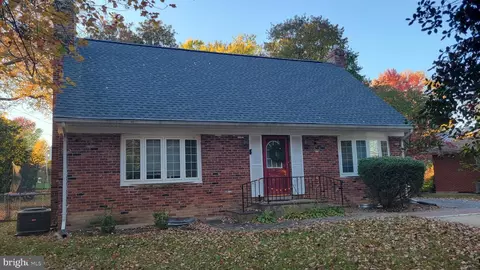 1008 Tracy Dr, Silver Spring, MD 20904 photo 1