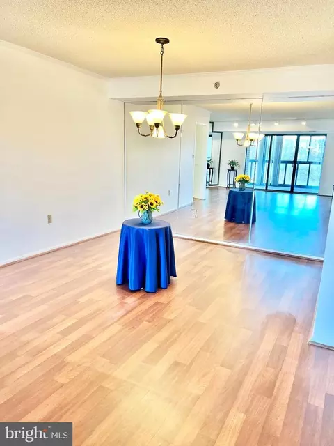 Dining - 15115 Interlachen Dr #3-603, Silver Spring, MD 20906 photo 1 of 5