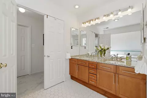 7700 Brickyard Rd, Potomac, MD 20854 photo 27
