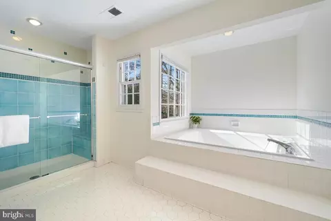 7700 Brickyard Rd, Potomac, MD 20854 photo 28