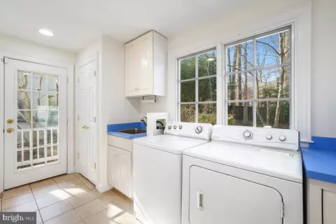 7700 Brickyard Rd, Potomac, MD 20854 photo 21