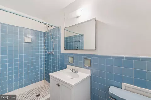 Bath - 9700 Dameron Dr, Silver Spring, MD 20910 photo 1 of 3
