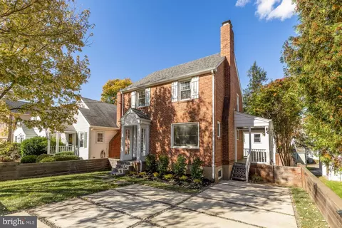 4701 Rosedale Ave, Bethesda, MD 20814